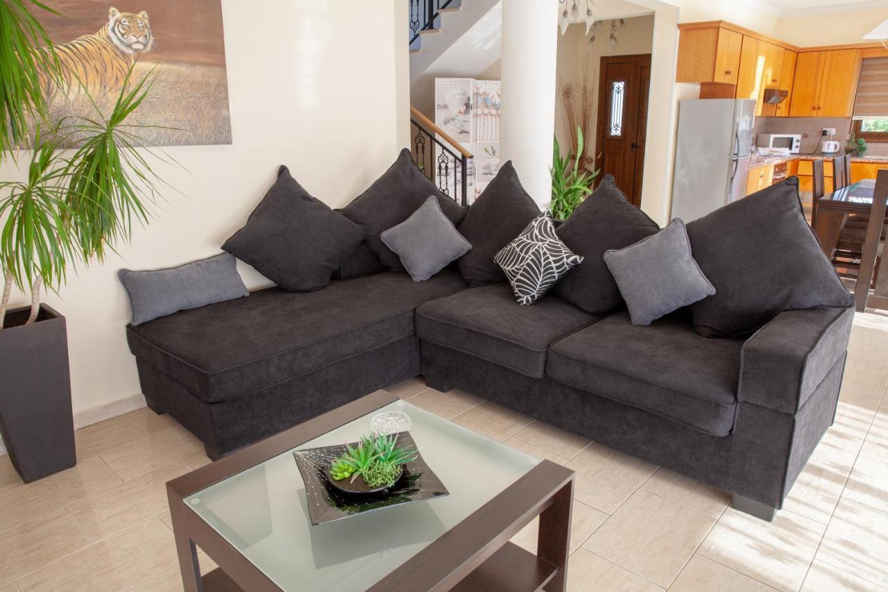 Villa Paradise Пафос Екстер'єр фото