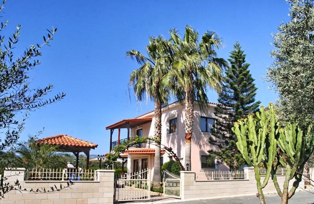Villa Paradise Пафос Екстер'єр фото
