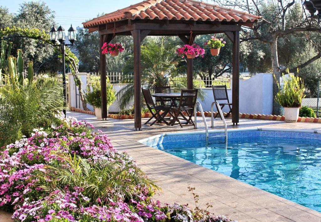 Villa Paradise Пафос Екстер'єр фото